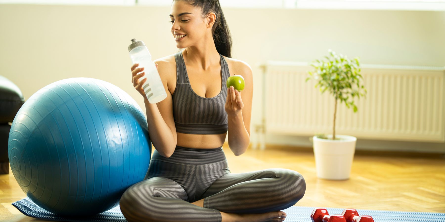 What Natural Drinks Should You Consume During Workouts for Effective Hydration?